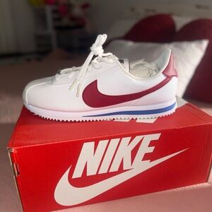 Nike cortez youth White and Red Sneakers